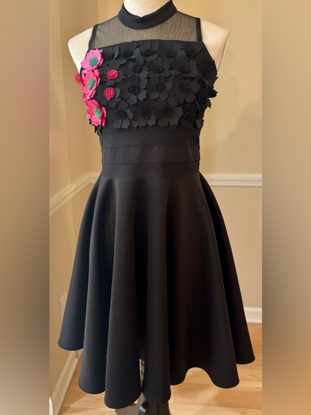 🐦‍⬛🌺 Leo n Babes 3D Floral Dress Black Fit Flare Mesh & Scuba Sz 38 (US ~XS)